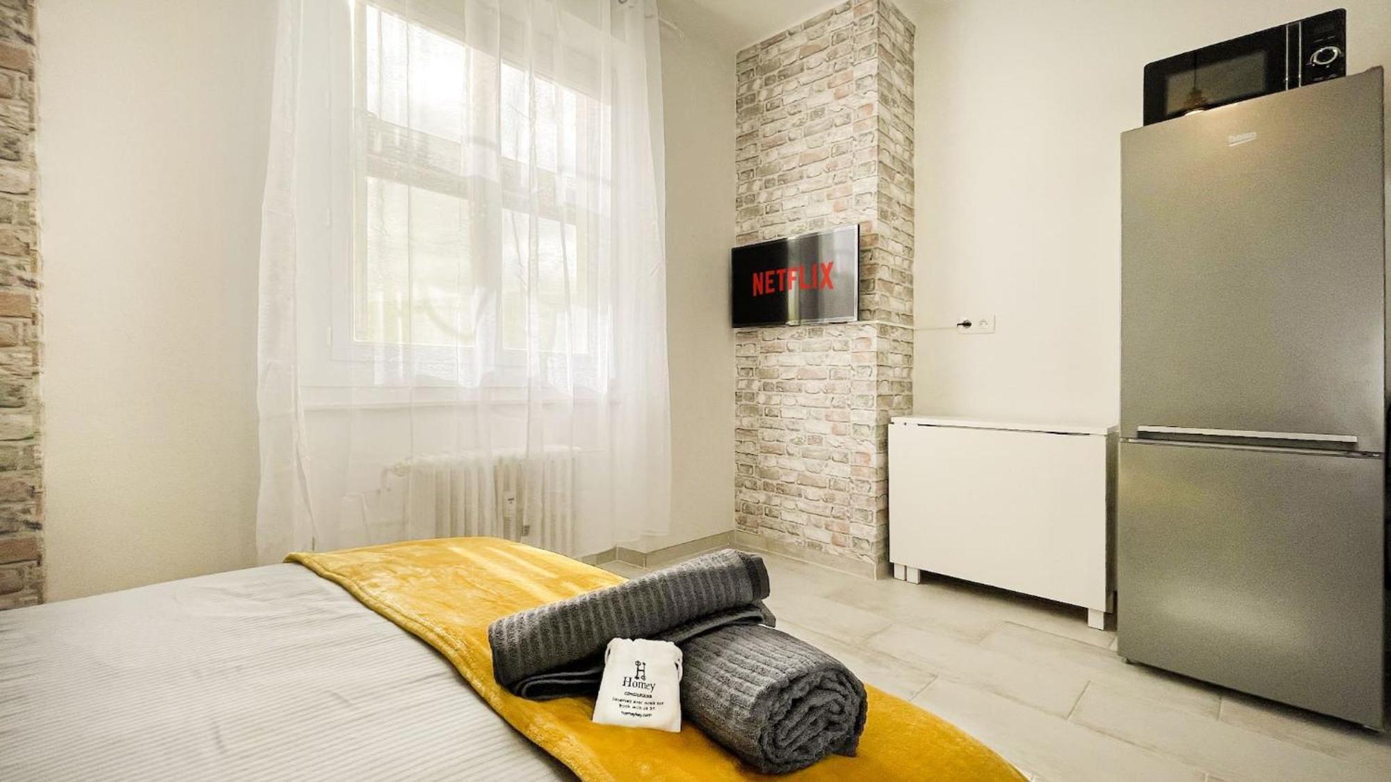 Homey Keola - Parking Prive Gratuit - Aux Portes De Geneve - Au Pied Du Tram - Appartement Avec 1 Chambre Et Un Grand Salon Avec Un Canape-Lit Амбиёи Экстерьер фото
